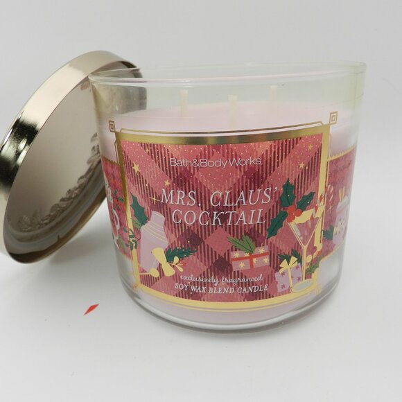 Bath & Body Works Mrs. Claus' Cocktail 3-Wick Candle 14.5 oz - Picture 2 of 3